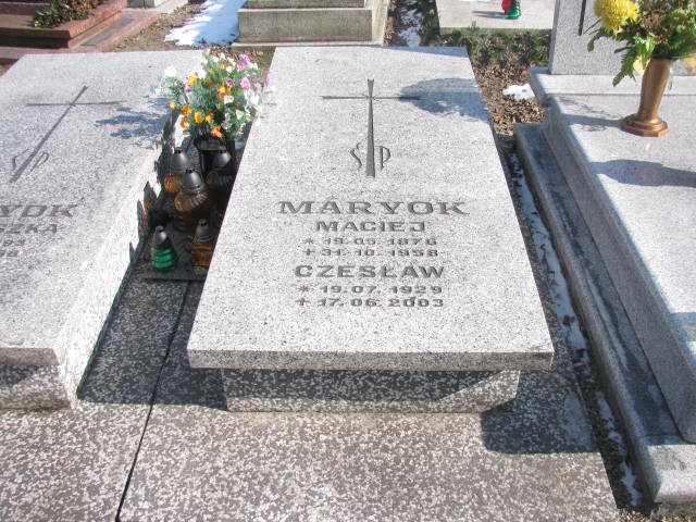 Grób Urszula,Rozalia Maryok