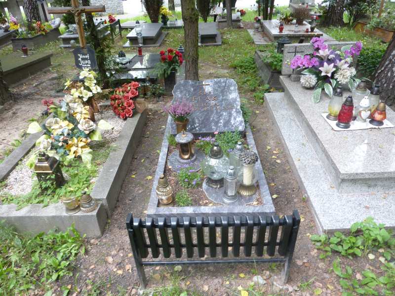 Wiesław Flak 1944 Katowice - Grobonet - Wyszukiwarka osób pochowanych