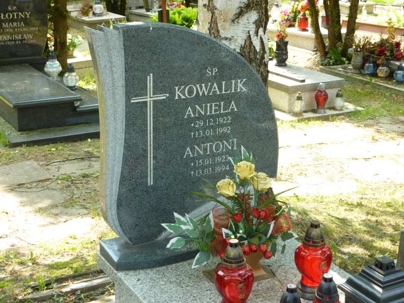 Aniela Kowalik 1922 Katowice - Grobonet - Wyszukiwarka osób pochowanych