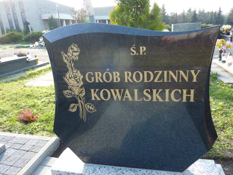 Jan Kowalski 1935 Katowice - Grobonet - Wyszukiwarka osób pochowanych