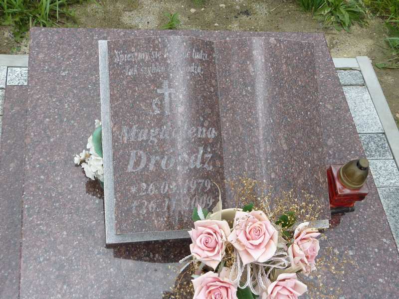 Magdalena Dróżdż 1979 Katowice - Grobonet - Wyszukiwarka osób pochowanych