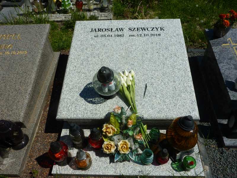 Jarosław Szewczyk 1982 Katowice - Grobonet - Wyszukiwarka osób pochowanych