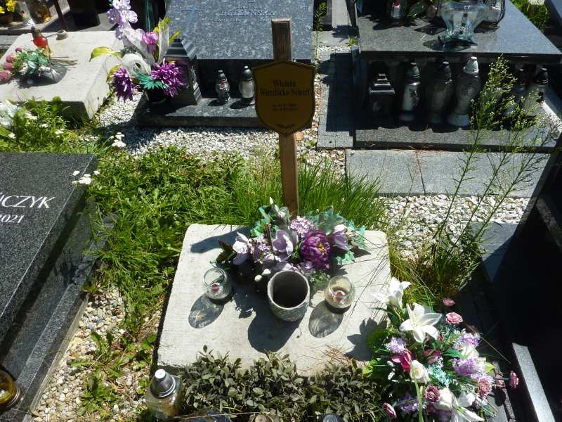 Wioleta Wierzbicka-Neinert 1969 Katowice - Grobonet - Wyszukiwarka osób pochowanych